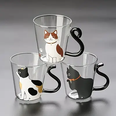 Caneca de Vidro Caprichosa com um Design de Gato Fofo